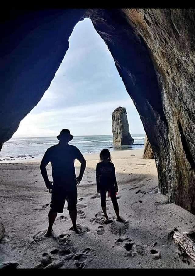 Hotel The Hole In The Rock Yurt Cape Foulwind Exterior foto